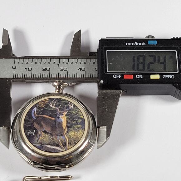 Vintage Wildlife Pocket Watch with Deer Art Design, 14" Chain, Silver-Tone Works - Picture 9 of 14